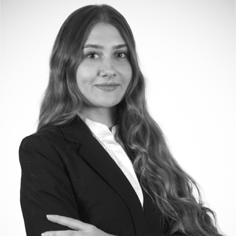 Av. Elif Nur YÜRÜK